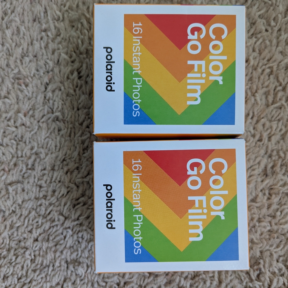 Polaroid Color Go Film - 16 Instant Photos